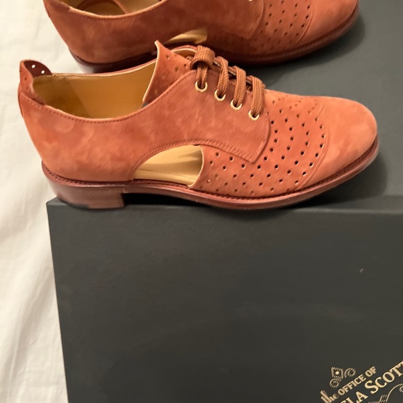 The Office of Angela Scott - Picture 5 of 8